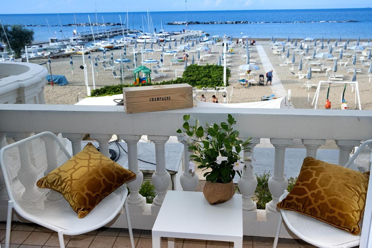 Villa La Torretta Luxury B&B - Adults Only - Rimini Exterior foto